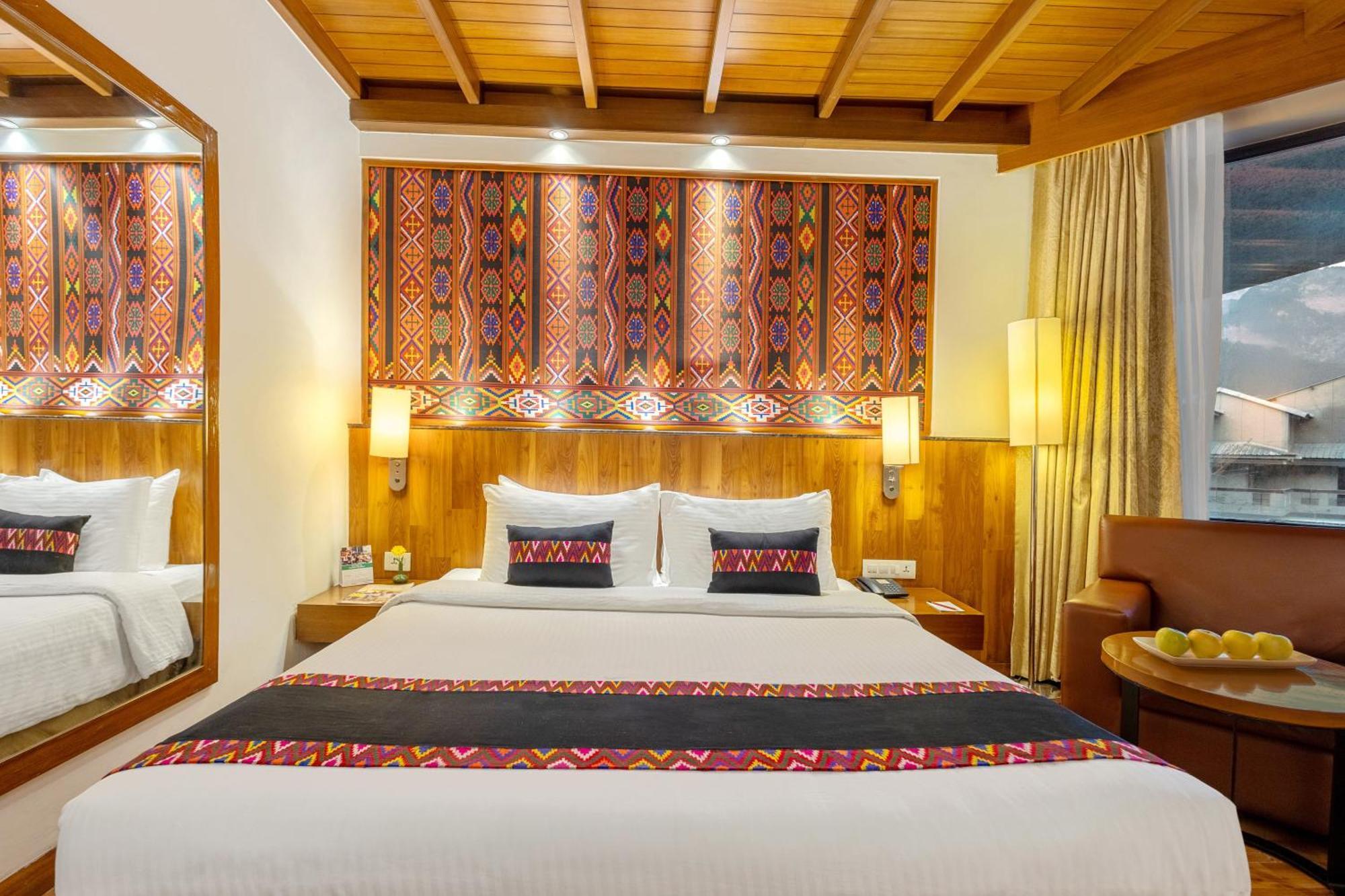 Sterling Manali Hotel Exterior photo