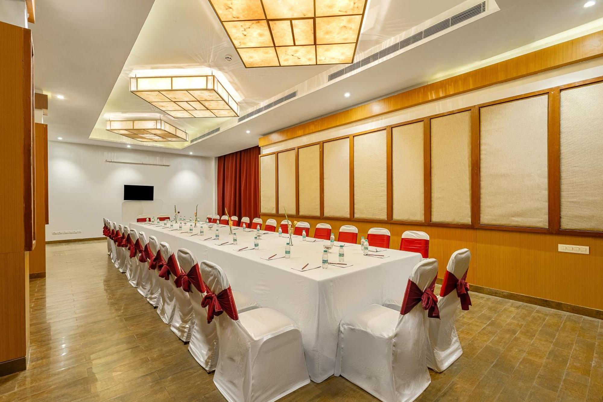 Sterling Manali Hotel Exterior photo